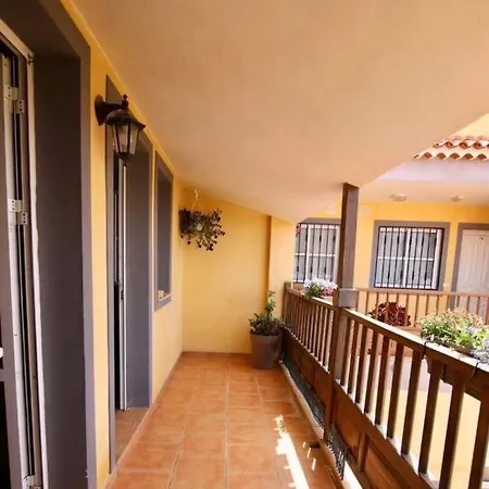 Casa De La Felicidad Arona (Tenerife)